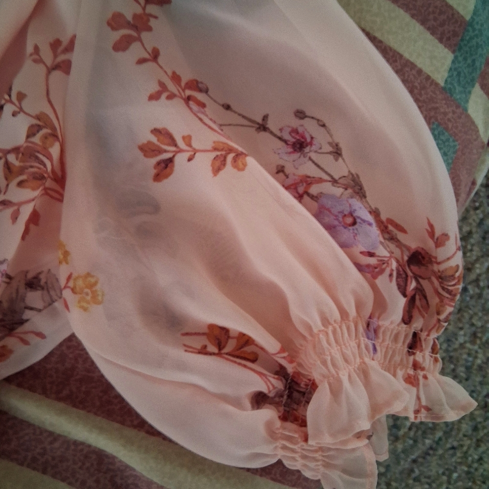 Taylor Pink Floral V-Neck Dress - Picture 6 of 6